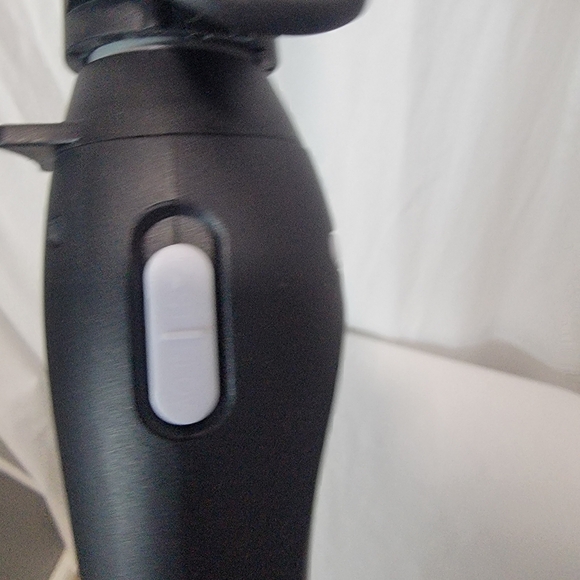 The Beachwaver Co. Black and Silver Curling Wand for Smooth Waves